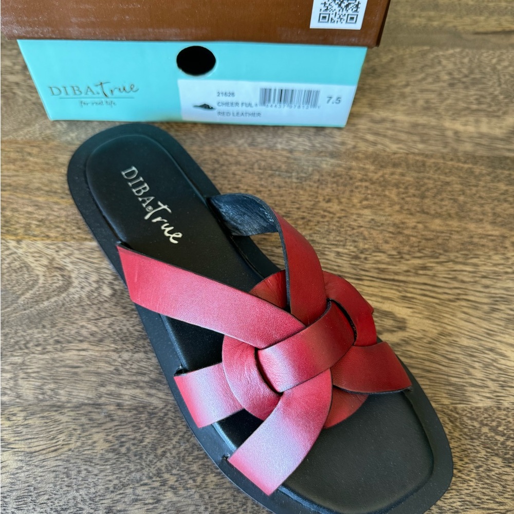 Sandal